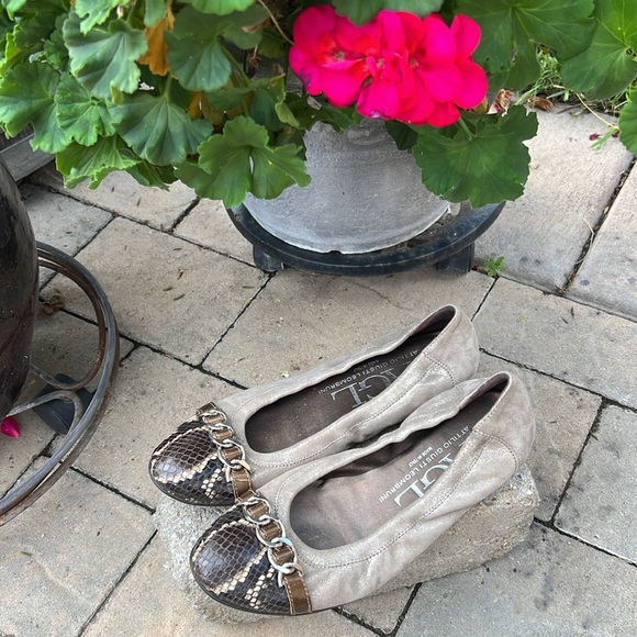 AGL tan gray ballet flat 38 - Picture 3 of 12
